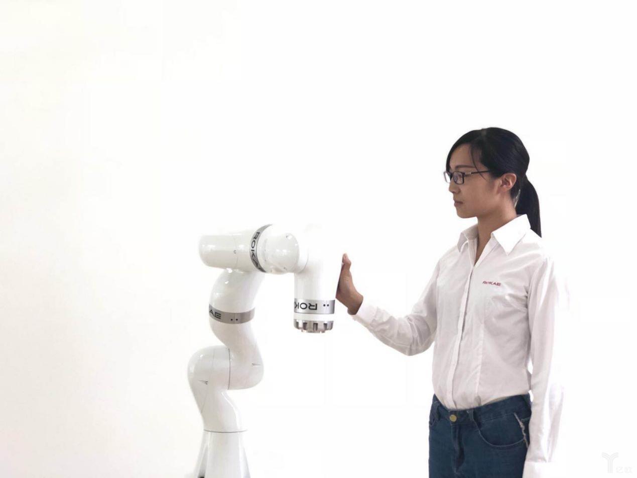 重磅推出，最新高科技产品引领未来科技潮流，生活变革体验前所未有