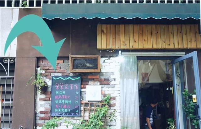 小巷深处的惊喜，特色小店引领最新舆情热点