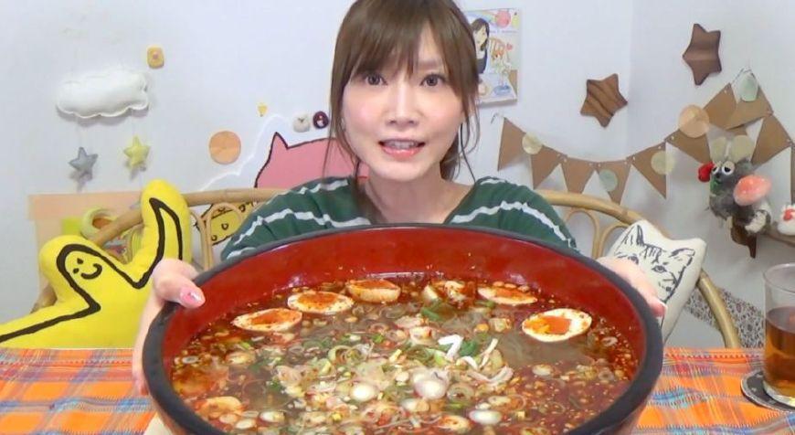 大胃王木下最新挑战美食巅峰视频！
