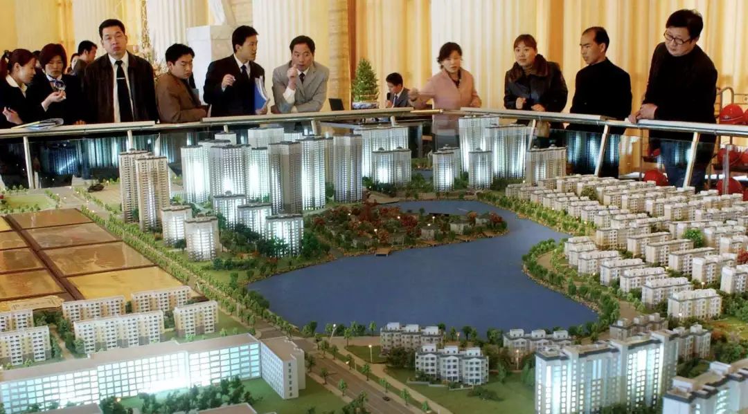 罗山最新房价概览，探索未来居住新纪元的科技之旅！