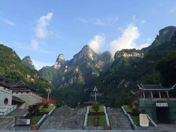 嘞东最新电视剧，自然美景的治愈之旅与内心平和的追寻